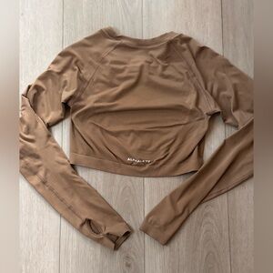 Alphalete Stratus seamless long sleeve crop top size M